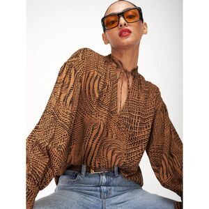 NWOT EQUIPMENT jasmine long sleeve shirt brown animal print tie collar Small